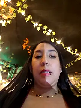 keny__a élő XXX-chatje