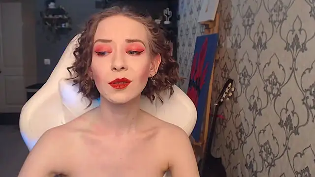 FascinatingEyess 即時 XXX 聊天