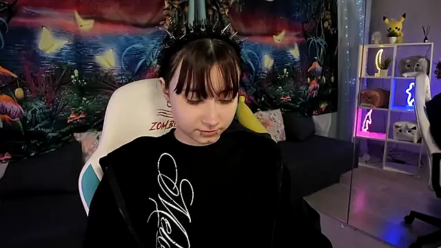 Онлайн чат XXX ClaraParks