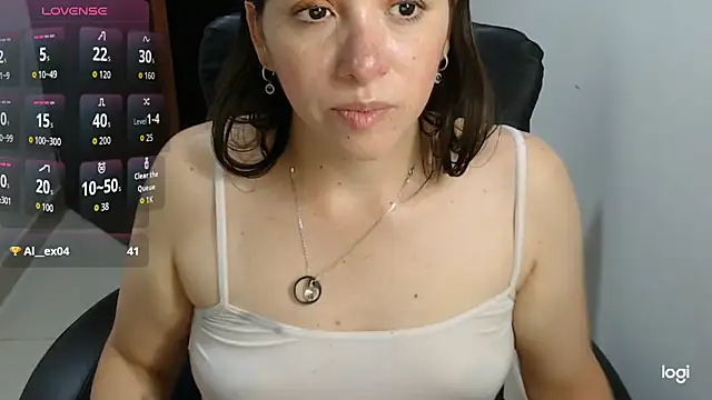 spicey_latina's Live XXX Chat