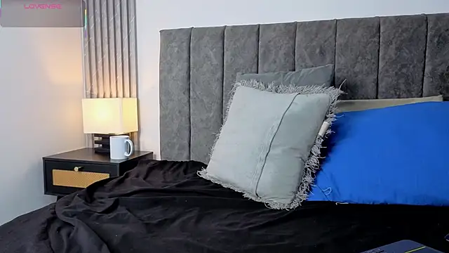 Ema_Stone65: απευθείας συνομιλία ΧΧΧ