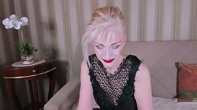 Živý XXX chat Rita_Farel