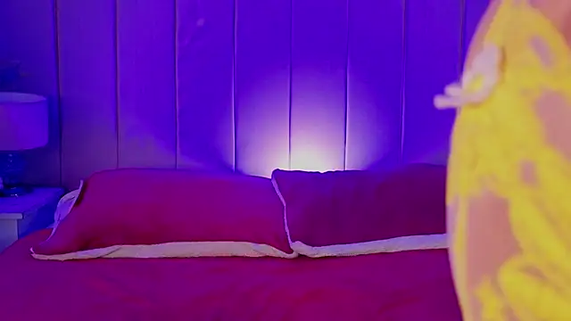 MollyBigBoobs12 live XXX chat