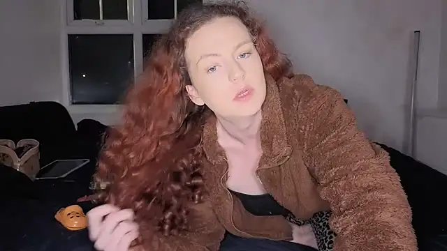 ENGLISHEMILY_69 live XXX chat