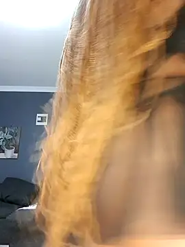 Živý XXX chat SWEETDOLLY29XX