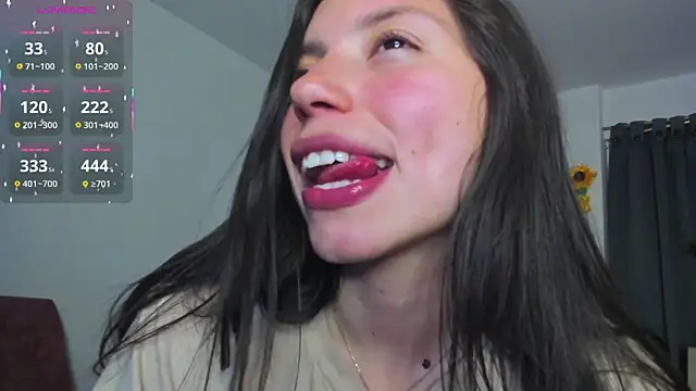 katty_snow Adlı Modelin Canlı XXX Sohbeti