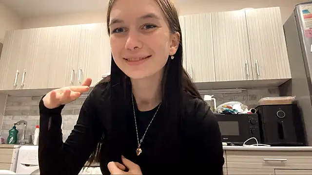 LaraDraggoo's Live XXX Chat