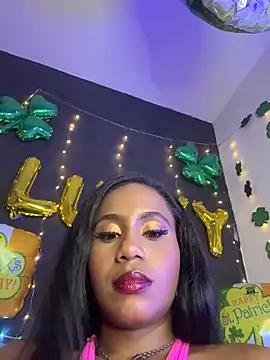 AlisonHoot69: онлайн-секс-чат