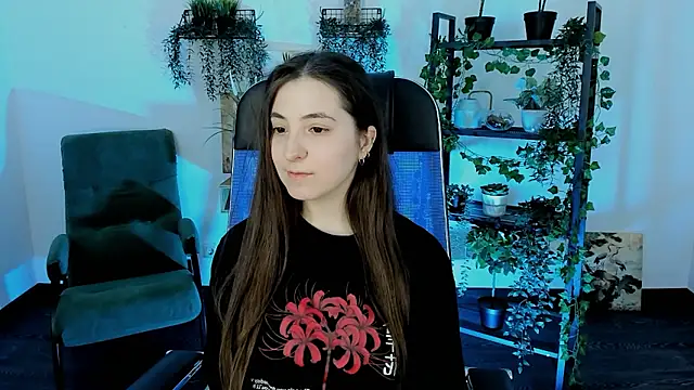 VirtuallVoyant Chat XXX live