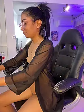 Živý XXX chat Auri__