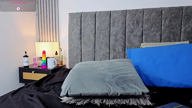 Ema_Stone65 라이브 XXX 채팅