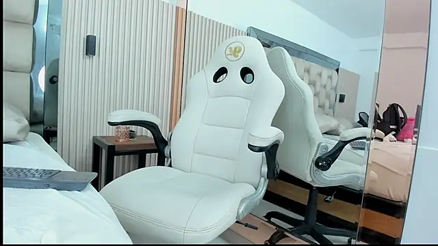 Chat +18 de amber_ryan ao vivo