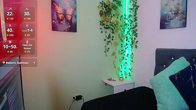 AbrilVega_29: онлайн-секс-чат