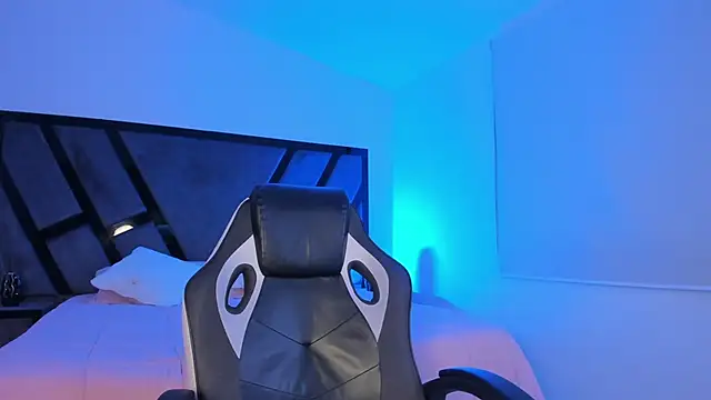 NicoleMonet1: απευθείας συνομιλία ΧΧΧ