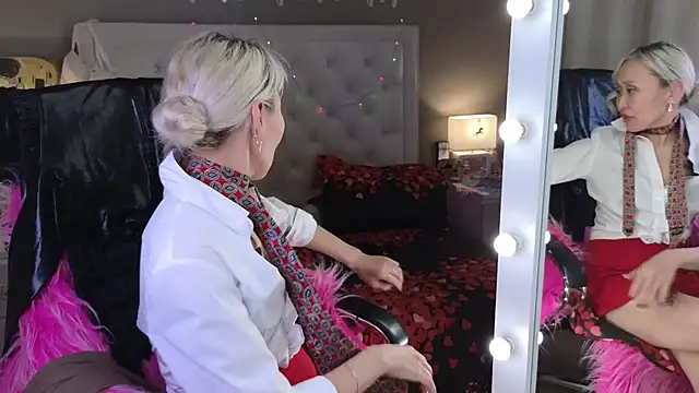 RoxalanaStar: απευθείας συνομιλία ΧΧΧ