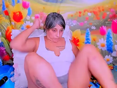 indianroxy: απευθείας συνομιλία ΧΧΧ