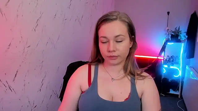 Czat XXX na żywo – holly_xglam