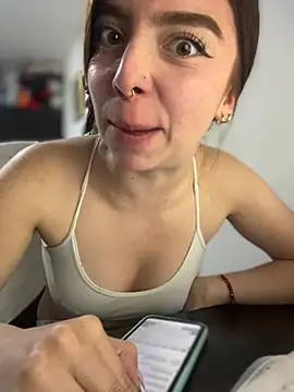 Cloew_Marz Live XXX-Chat