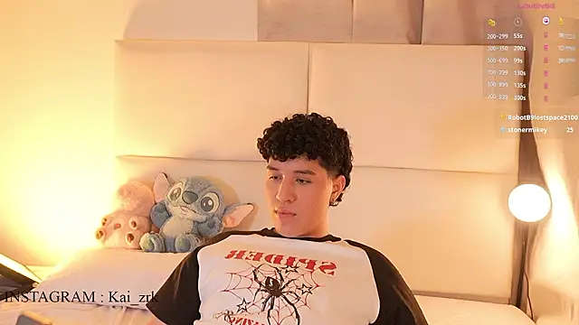 kai_zareck's Live XXX Chat