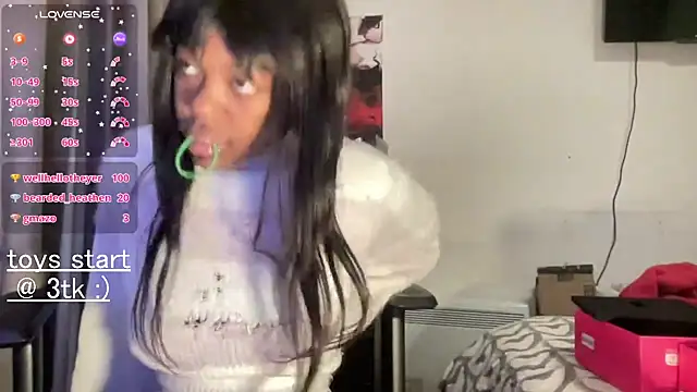 bloggirllaurel live XXX chat