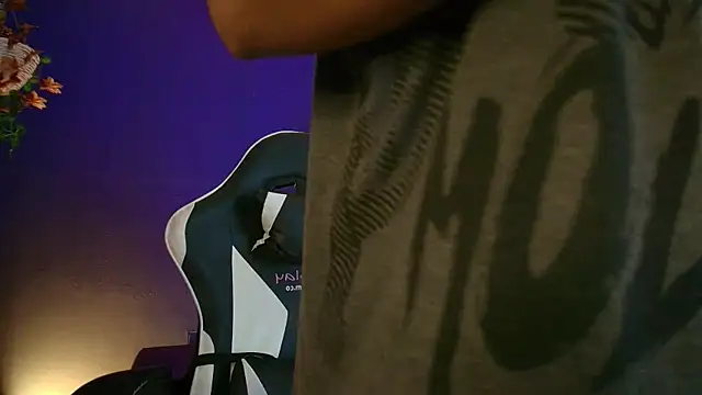 Emmapark_ élő XXX-chatje