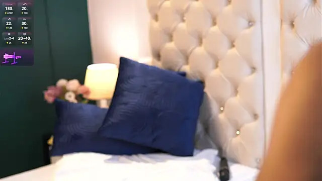 caroline_adams_ élő XXX-chatje