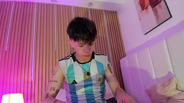 Živý XXX chat Tomy_Rox