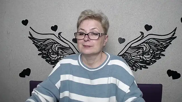 EmiliaGree Live XXX Chat