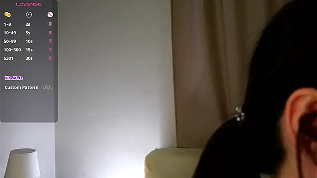 EffieHenri Chat XXX live