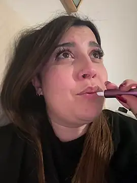 Novababy18 live XXX chat