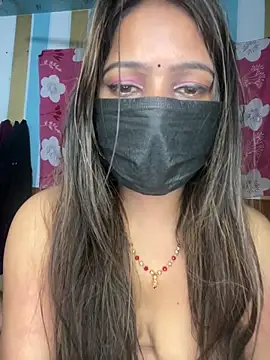 Chatroom XXX en direct de CUTI-NAINA