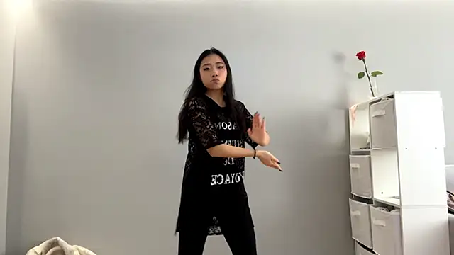 SweetMiaXO's Live XXX Chat