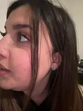 Novababy18 Pertunjukan Webcam