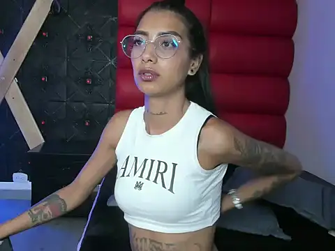 KarlaSlutSkinny__ Live XXX-chat