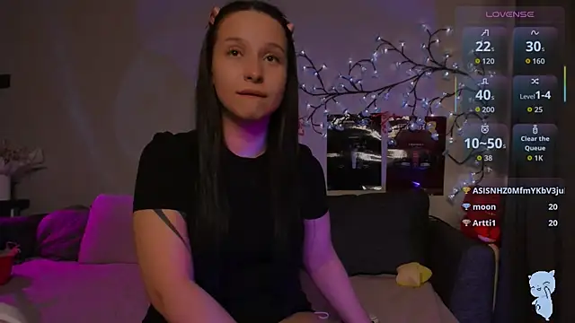 SoftyMooon's Live XXX Chat