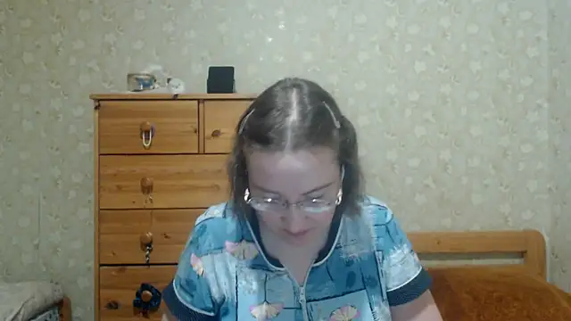 XXX chat uživo modela Smart_Rose