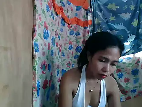 PinaySkinnyGirl: онлайн-секс-чат