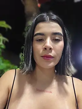 Sweetnahoxxx élő XXX-chatje