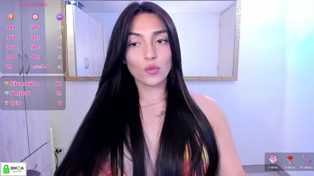 Вебкам-шоу EricaVanderhill