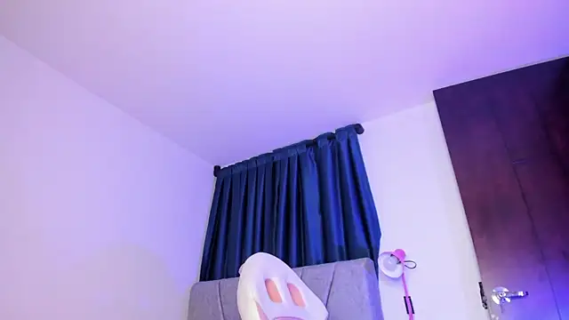 perla7777 élő XXX-chatje