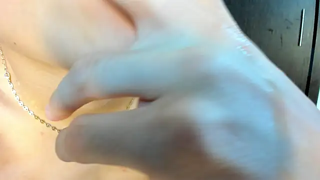 Chat XXX Live Lander_Cruz