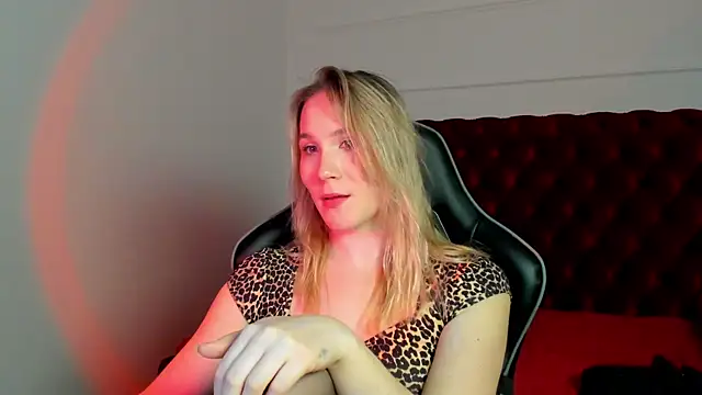 دردشة ElaraVoltage الجنسية المباشرة