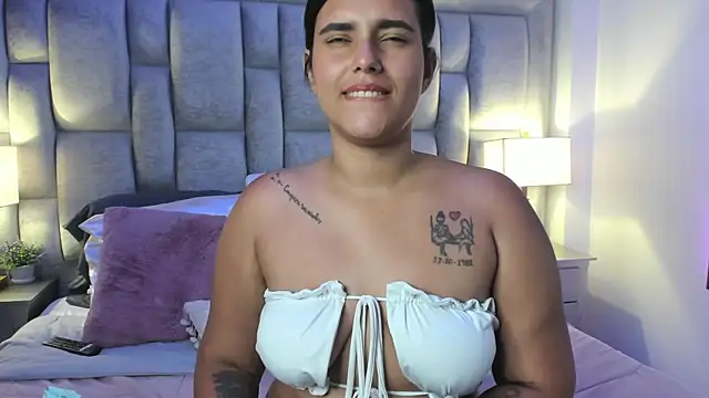 Chatroom XXX en direct de LunaSofty