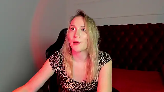 ElaraVoltage Live XXX-Chat