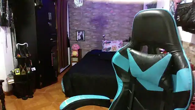 AngelaQueen_: απευθείας συνομιλία ΧΧΧ