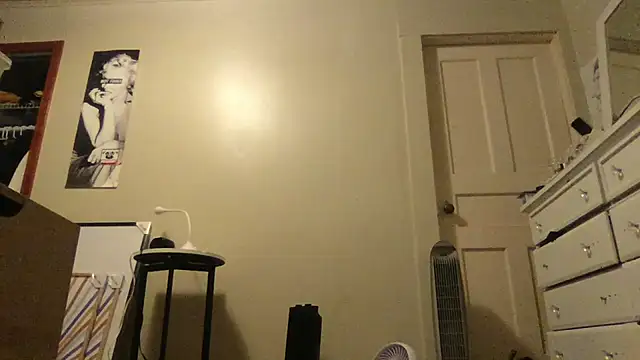 Girlnextdoor242 现场XXX聊天