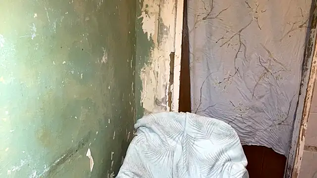 Lollybomb 现场XXX聊天