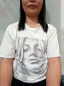 Doremon_95 网络视讯表演