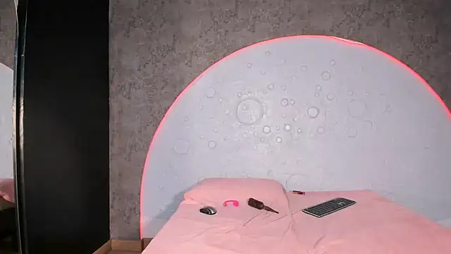 Shanelsmith's Live XXX Chat