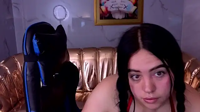 sarita_09_s' Live XXX Chat